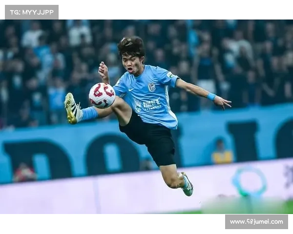 廖锦涛:未来足球星辰冉冉升起的希望之光 廖锦涛:未来足球星辰冉冉升起的希望之光