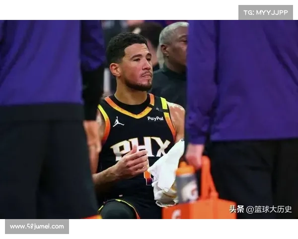 德文·布克与太阳队年轻球员的默契合作助力球队新篇章