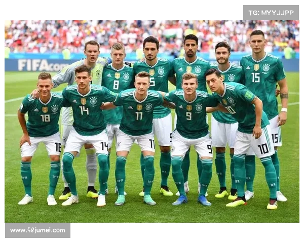 德甲球队之间的竞争格局与关系解析：历史背景、对抗动力与未来趋势